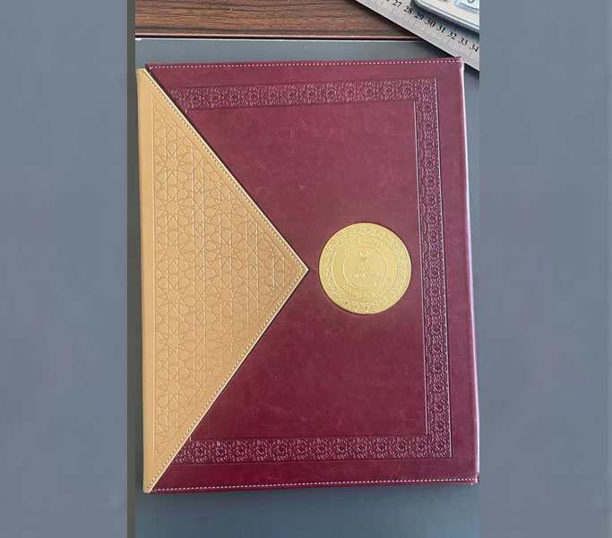 PU folder with coin made by ecoae